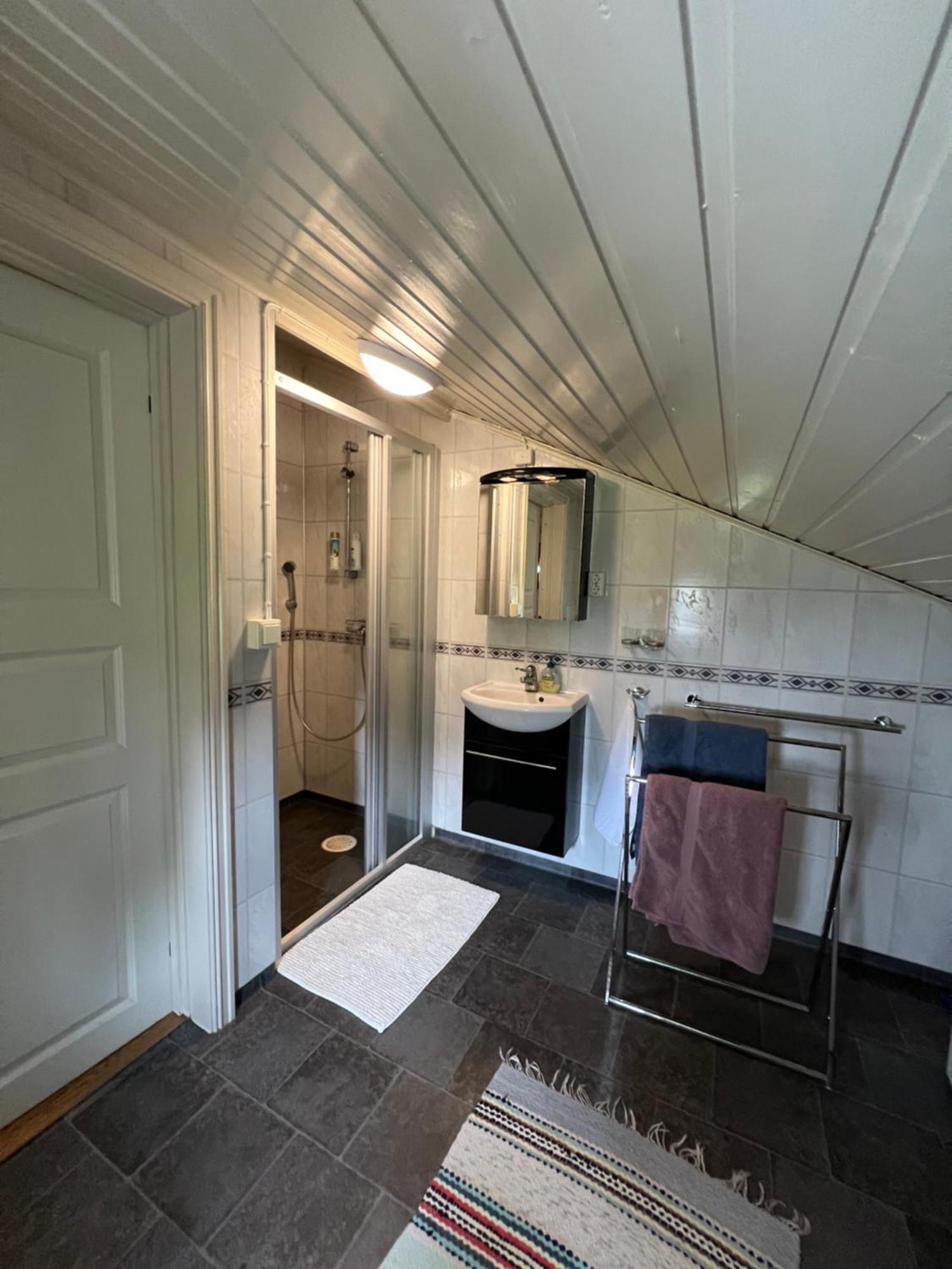 Visit Leif At Senja Apartment Gibostad Exterior photo